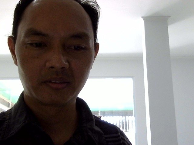 087771281521-2603060906.jpg