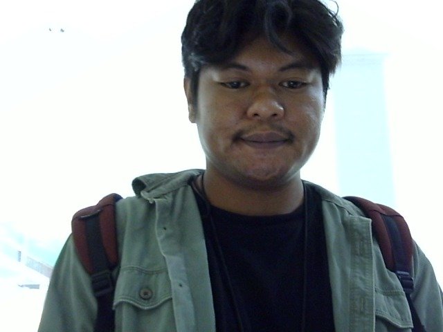 0895606131834-2603090136.jpg