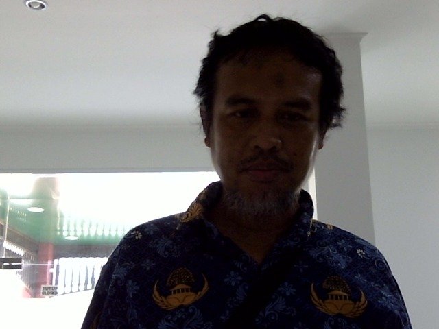 085753892884-2605180127.jpg