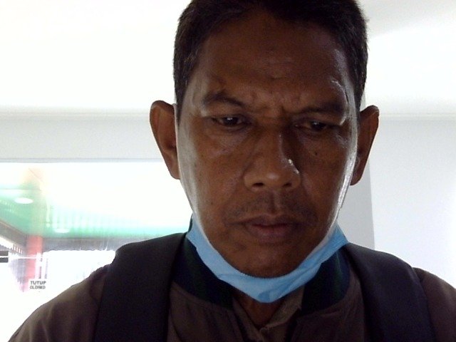 081255772831-2606110910.jpg