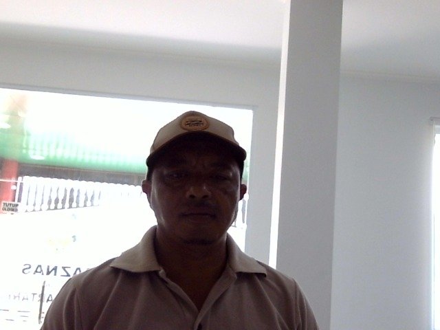 085245430344-2606030824.jpg