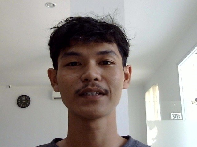 081549165611-2608210135.jpg