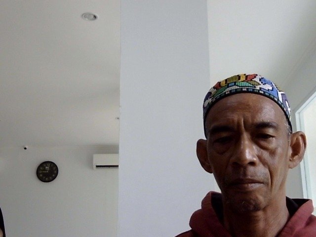 085389012016-2609080801.jpg