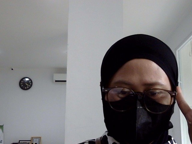 082353431995-2610270321.jpg